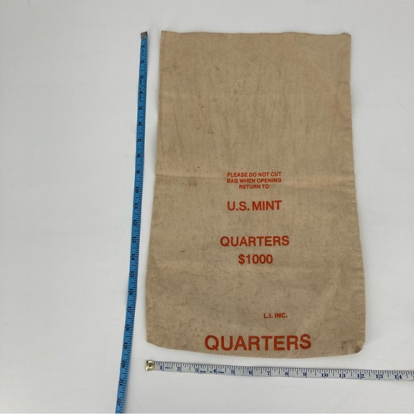 Vintage Bank Bags Lot Collectible Memorabilia Upcycle Unique Gift Wrap Recycle - Picture 4 of 7